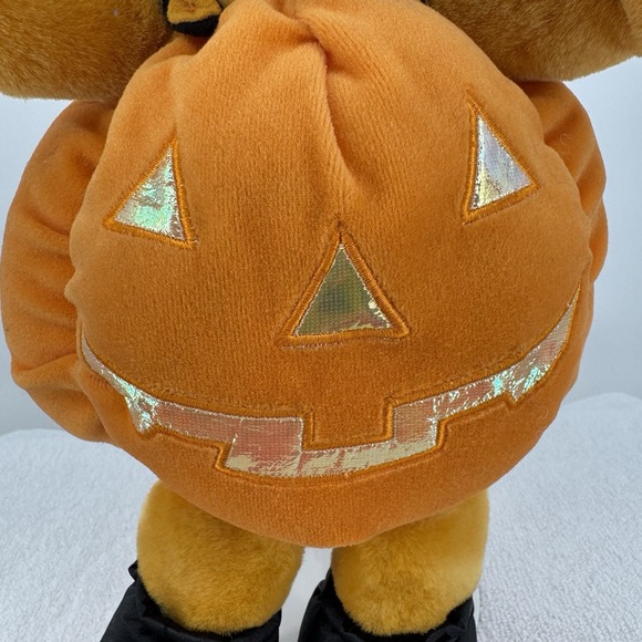 RARE Disney Store Light Up &‎ Talk Winnie The Pooh Witch Halloween Pumpkin Plush - Picture 2 of 9